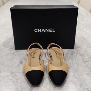100% Authentic!! Classic Chanel Slingback In Goatskin & Grosgrain, Beige & Black